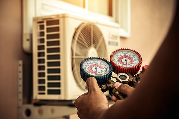 Professional Ac Installation technician working in Mathews, VA